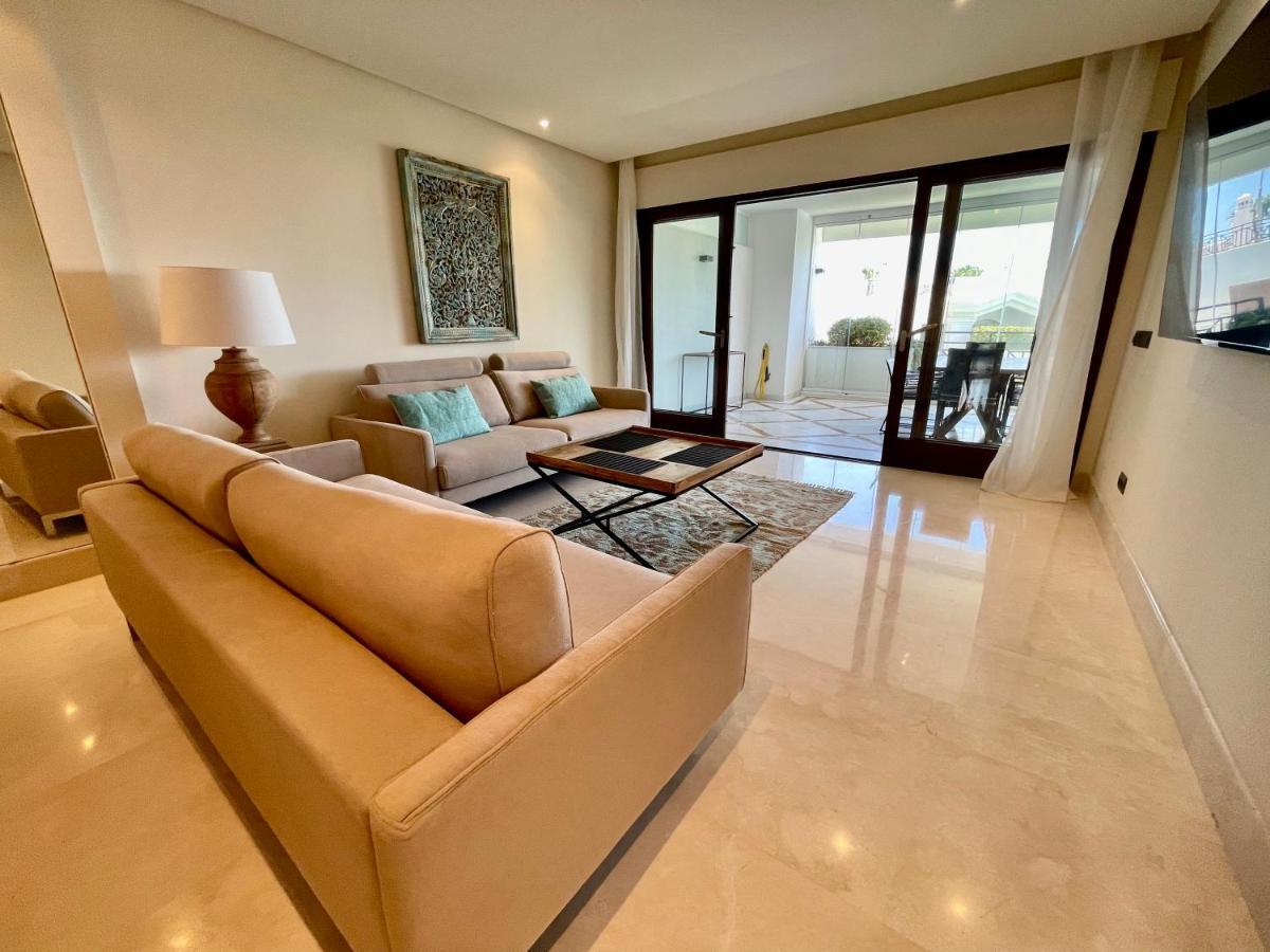 Doncella Beach , Apartamento Con Vistas Al Mar Estepona Luaran gambar