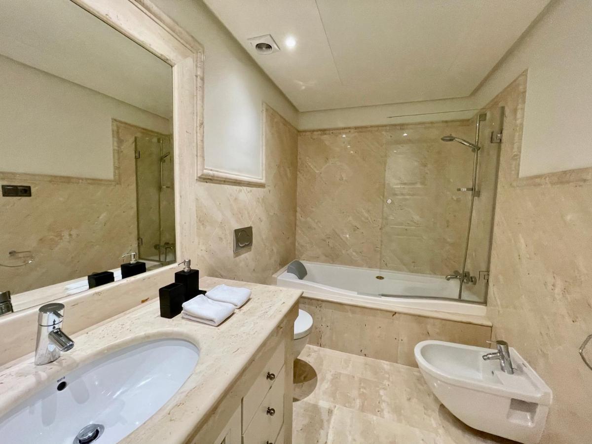 Doncella Beach , Apartamento Con Vistas Al Mar Estepona Luaran gambar