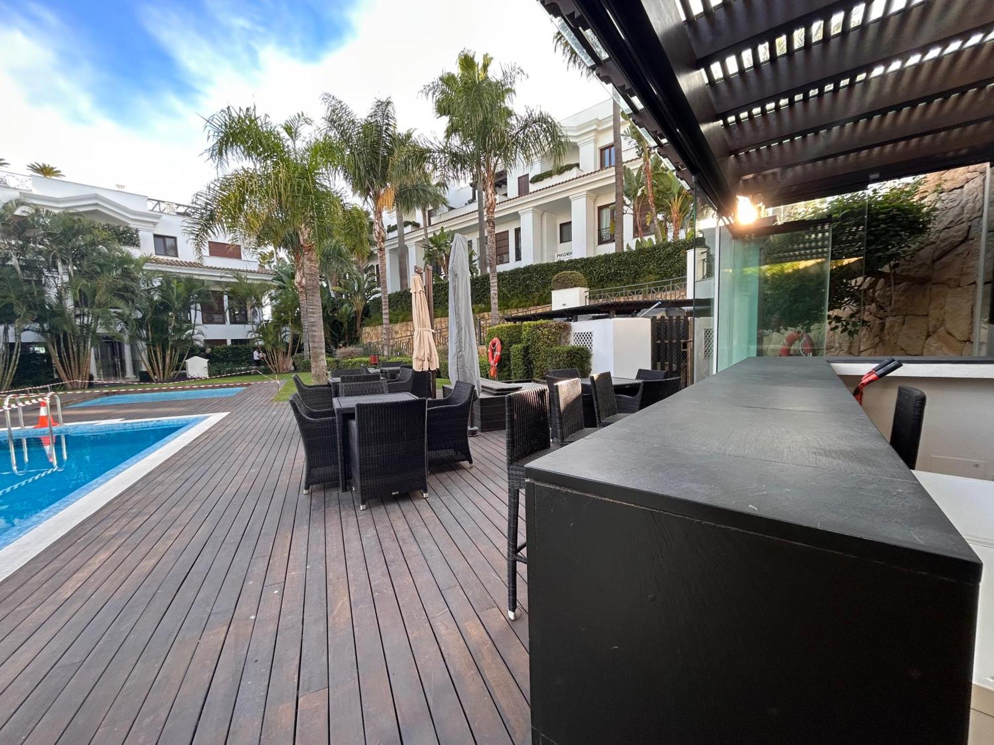 Doncella Beach , Apartamento Con Vistas Al Mar Estepona Luaran gambar